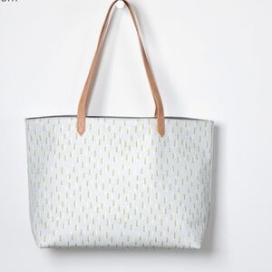 Dancing Dash Pebble Modern Tote